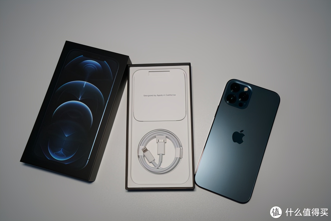 iPhone 12 Pro Max 使用感受_macbook和thinkpad_苹果生态全家桶周边推荐