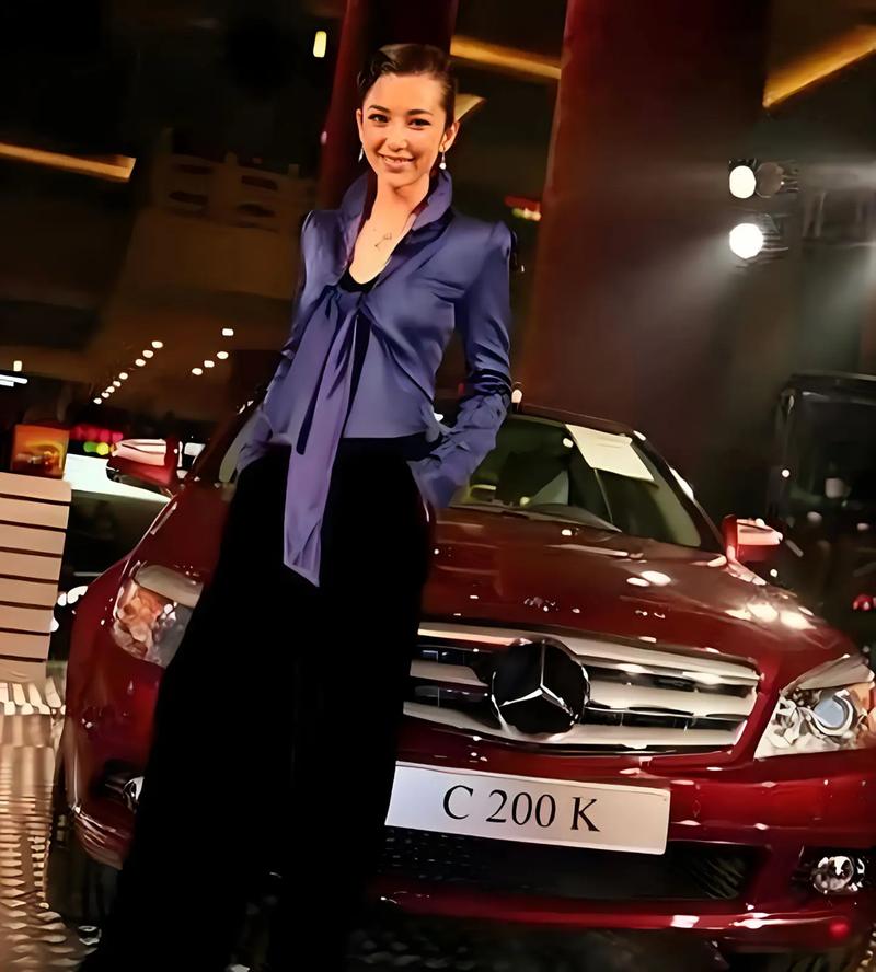 李冰冰 成名经历 _任泉李冰冰广告_李冰冰 奔驰代言人