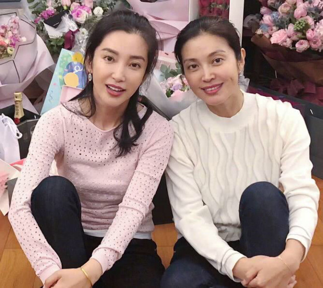 李冰冰 奔驰代言人 _任泉李冰冰广告_ 李冰冰 成名经历