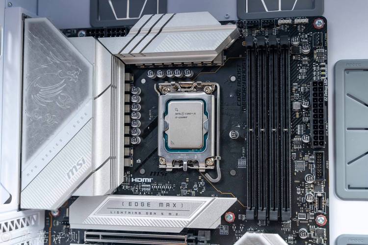  Alder Lake-S混合架构 _12代酷睿处理器 性能评测 _intel平台