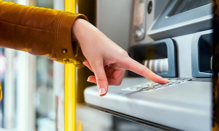 招商银行 香港分行_招商银行海口分行 岛主卡 零售金融服务