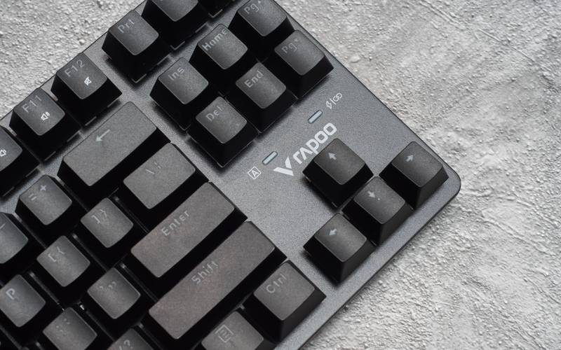 雷柏V500PRO-87多模版键盘_雷柏VT960赛博朋克版鼠标_雷柏v500s合金版怎么样