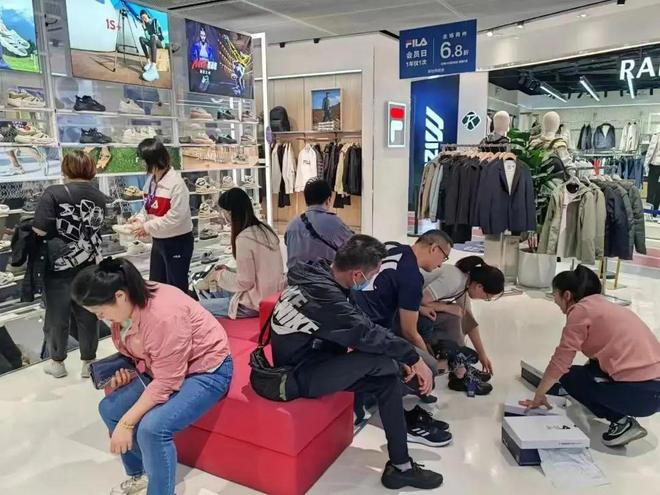 上海新世界打折活动_新世界城迎新消费券攻略_上海新世界城跨年嘉年华活动