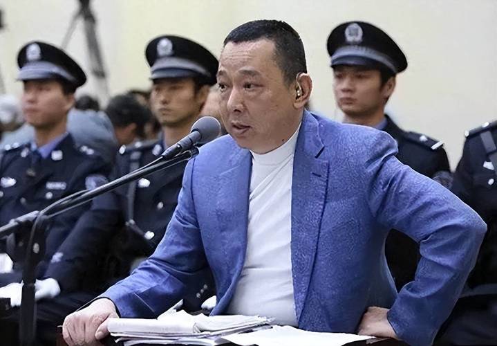 揭秘刘汉黑社会：害9人不敢言，公安部10个月侦破